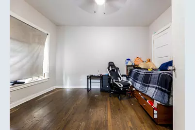 7051 S Eberhart Avenue, Chicago, IL 60637 - Photo 10