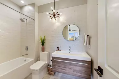 1903 N Monticello Avenue, Chicago, IL 60647 - Photo 20