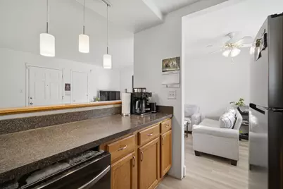427 S Elmwood Avenue #2, Oak Park, IL 60302 - Photo 6