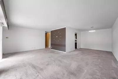1515 Central Road #319C, Arlington Heights, IL 60005 - Photo 8