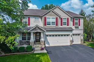 250 Sparrow Dr, Woodstock, IL 60098 - Photo 2