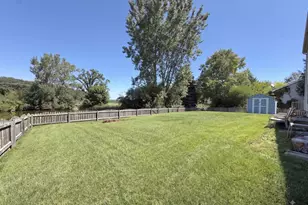 250 Sparrow Dr, Woodstock, IL 60098 - Photo 22
