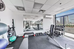 435 W Erie St, Chicago, IL 60654 - Photo 28
