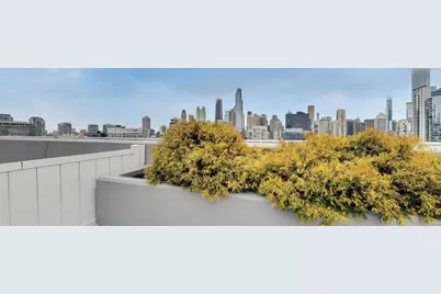 435 W Erie Street #701, Chicago, IL 60654 - Photo 32