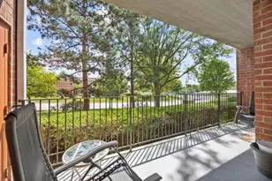 129 Hunt Club Dr, Saint Charles, IL 60174 - Photo 20