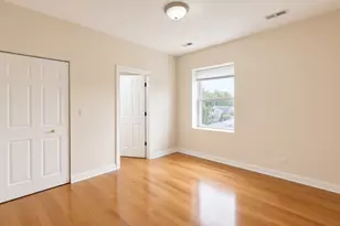 3348 W Wilson Ave, Chicago, IL 60625 - Photo 8