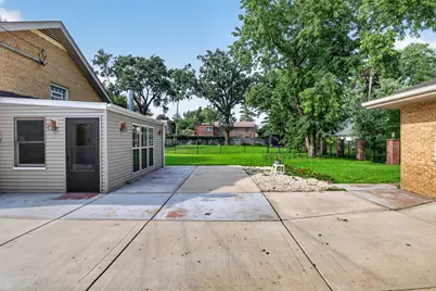 11701 S Bell Avenue, Chicago, IL 60643 - Photo 40