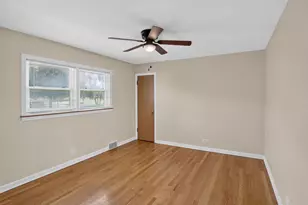 11701 S Bell Ave, Chicago, IL 60643 - Photo 14