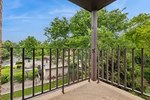 125 Boardwalk Pl, Park Ridge, IL 60068 - Photo 14