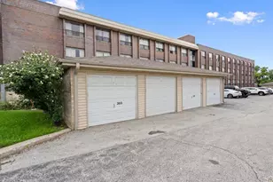 10600 SW Hwy, Chicago Ridge, IL 60415 - Photo 20