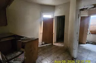 8127 S Burnham Ave, Chicago, IL 60617 - Photo 8