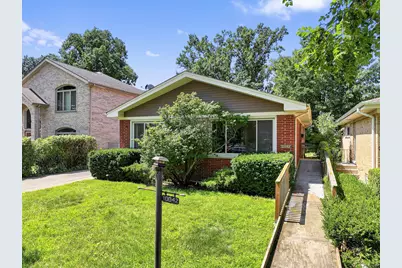 10042 Lamon Avenue, Skokie, IL 60077 - Photo 4