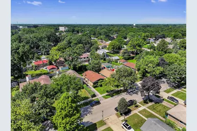 10042 Lamon Avenue, Skokie, IL 60077 - Photo 36