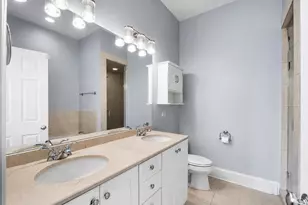 2358 N Damen Ave, Chicago, IL 60647 - Photo 18