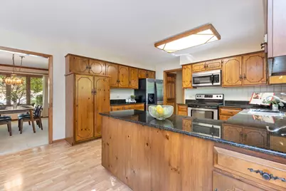 724 Arlington Avenue, Naperville, IL 60565 - Photo 8