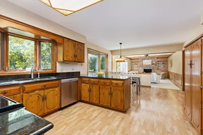 724 Arlington Avenue, Naperville, IL 60565 - Photo 10