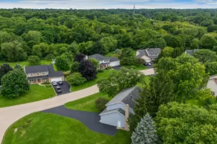 4402 Fox Creek Dr, Crystal Lake, IL 60012 - Photo 48