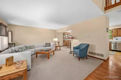 4402 Fox Creek Drive, Crystal Lake, IL 60012 - Photo 8