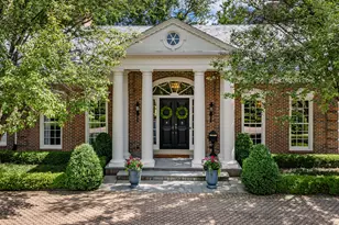 675 E Woodland Rd, Lake Forest, IL 60045 - Photo 2
