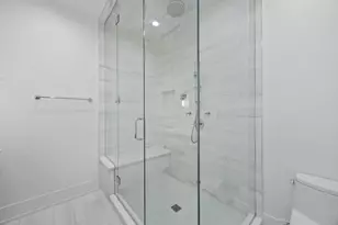 2541 N Wayne Ave, Chicago, IL 60614 - Photo 28