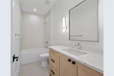 2541 N Wayne Avenue #1S, Chicago, IL 60614 - Photo 34