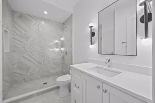 2541 N Wayne Ave, Chicago, IL 60614 - Photo 32