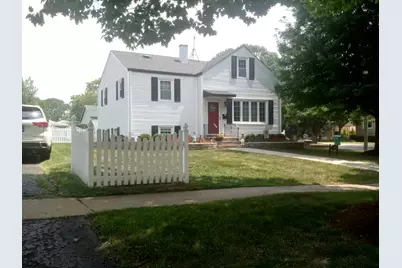 943 S Charlotte Street, Lombard, IL 60148 - Photo 1