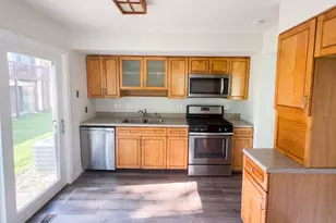 4133 W 193rd St, Country Club Hills, IL 60478 - Photo 2