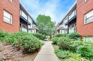7533 N Damen Ave, Chicago, IL 60645 - Photo 6