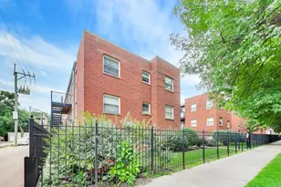 7533 N Damen Ave, Chicago, IL 60645 - Photo 4