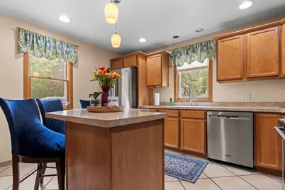 1501 Victoria Avenue, Rockford, IL 61102 - Photo 8