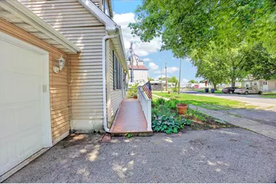 419 Center Street, Mazon, IL 60444 - Photo 6