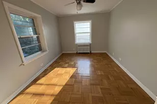 524 Michigan Ave, Evanston, IL 60202 - Photo 4
