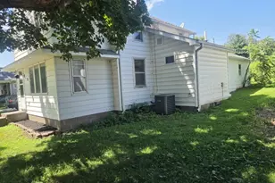 601 7th Ave, Fulton, IL 61252 - Photo 2
