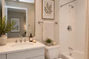 600 N Lake Shore Dr, Chicago, IL 60611 - Photo 12