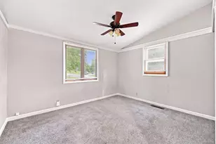 131 Oak Dr, Dekalb, IL 60115 - Photo 18