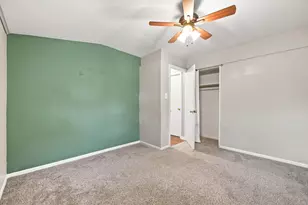 131 Oak Dr, Dekalb, IL 60115 - Photo 22