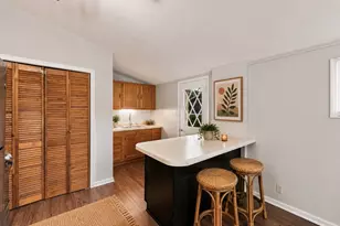 131 Oak Dr, Dekalb, IL 60115 - Photo 10