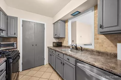 221 Uteg Street #C, Crystal Lake, IL 60014 - Photo 4