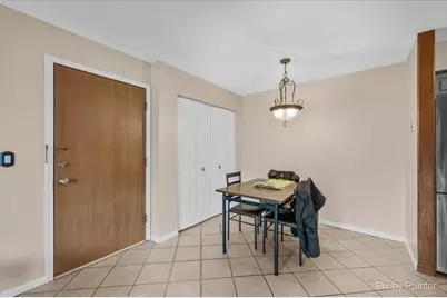 221 Uteg Street #C, Crystal Lake, IL 60014 - Photo 2