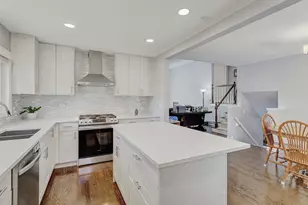 2534 Kensington Ave, Westchester, IL 60154 - Photo 6