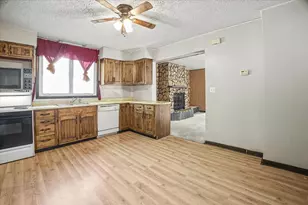 413 E Howard St, Pontiac, IL 61764 - Photo 10