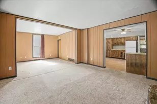 413 E Howard St, Pontiac, IL 61764 - Photo 8