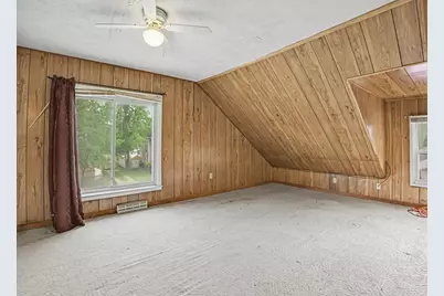 413 E Howard Street, Pontiac, IL 61764 - Photo 28