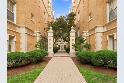 1429 W Birchwood Avenue #3W, Chicago, IL 60626 - Photo 2