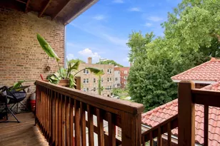 1429 W Birchwood Ave, Chicago, IL 60626 - Photo 18