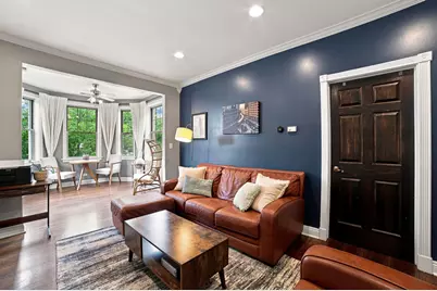 1429 W Birchwood Avenue #3W, Chicago, IL 60626 - Photo 4