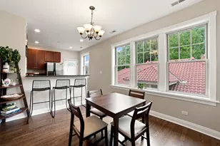 1429 W Birchwood Ave, Chicago, IL 60626 - Photo 10