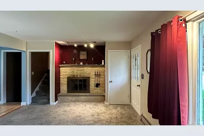 220 Beacon Drive, Belvidere, IL 61008 - Photo 8