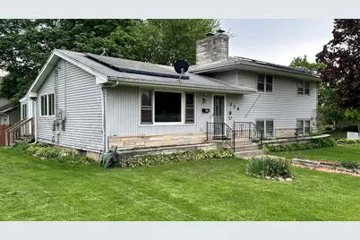 220 Beacon Drive, Belvidere, IL 61008 - Photo 2